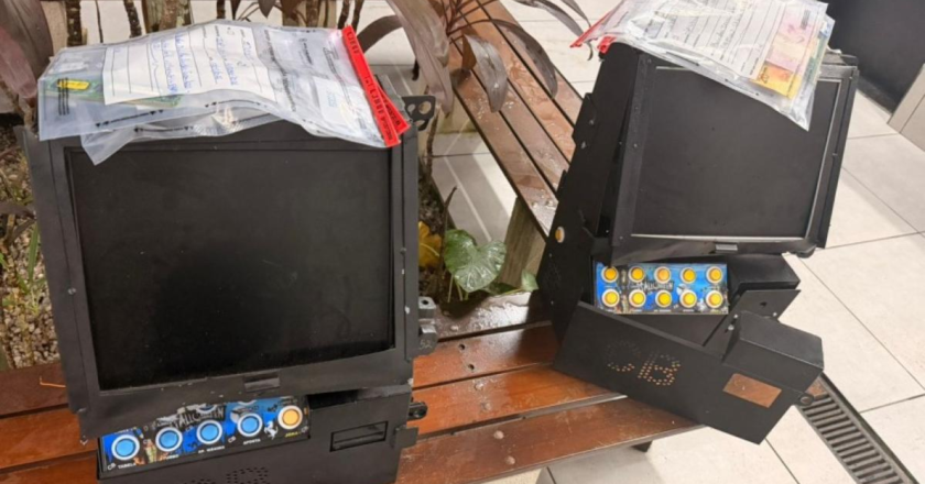 Polícia de Ubatuba apreende máquinas caça-níqueis