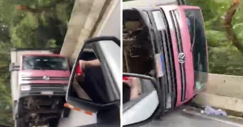 Caminhão tombado interdita trecho da Oswaldo Cruz em Ubatuba