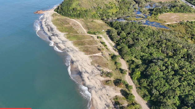 Moradores defendem parque ecológico em praia de Caraguatatuba