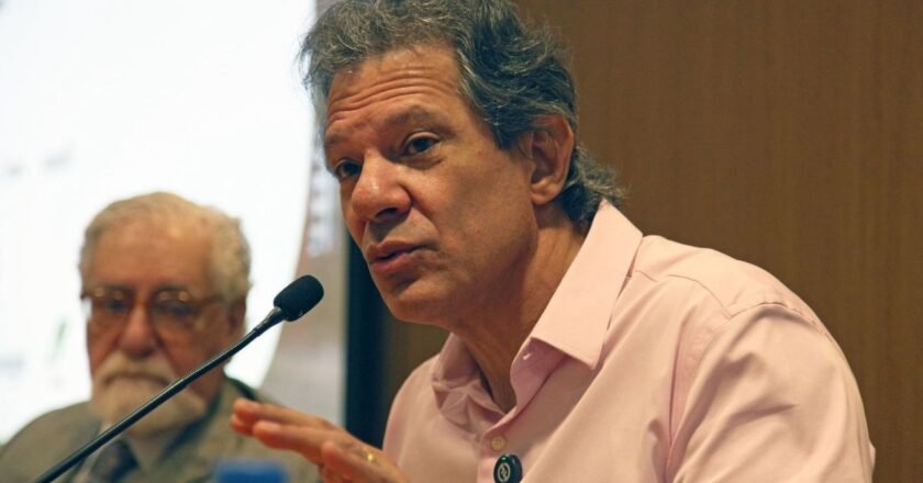 Haddad afirma que governadores iniciaram cobrança de taxa