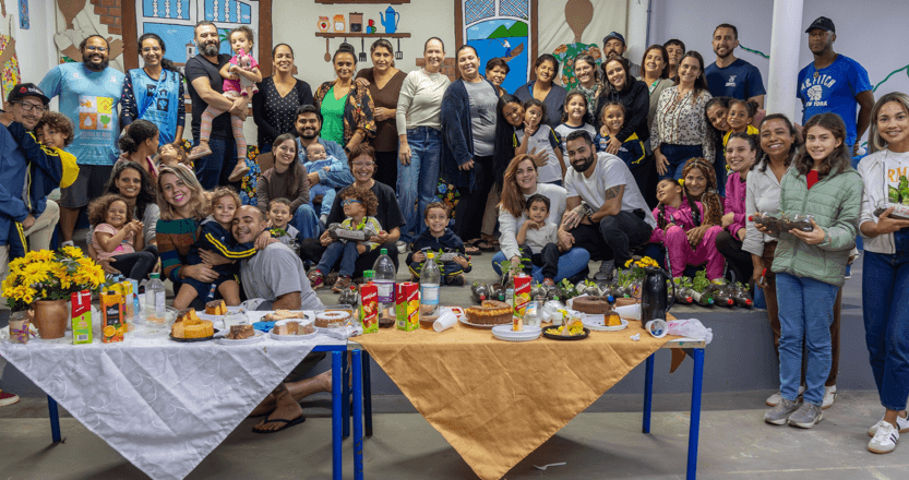 Escola de São Sebastião promove construção coletiva de horta