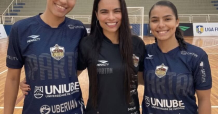 Keke e Nathy assinam com equipe de elite