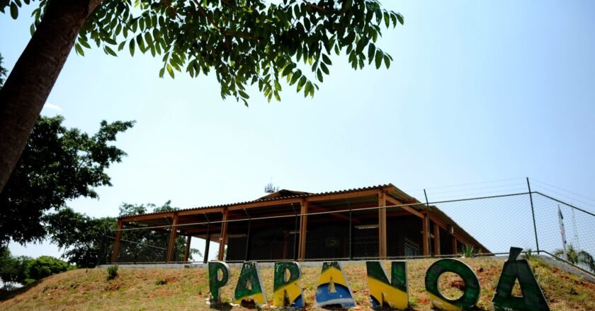 Justiça determina exoneração de comissionados em administrações regionais