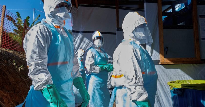 Moderna desenvolve vacina contra cepa Bundibugyo do ebola