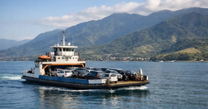 Horários de balsa em Ilhabela variam com demanda